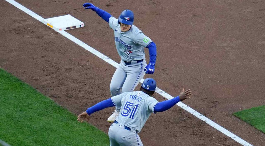 The Var-Show: Toronto OF shines again as Blue Jays beat Padres
