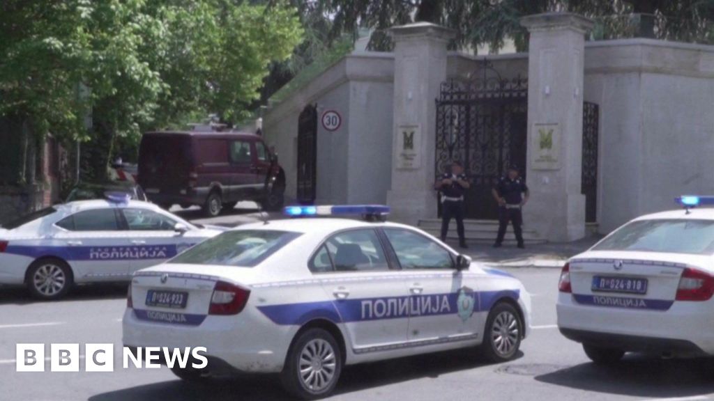 Serbian officer shot with crossbow outside Israeli embassy