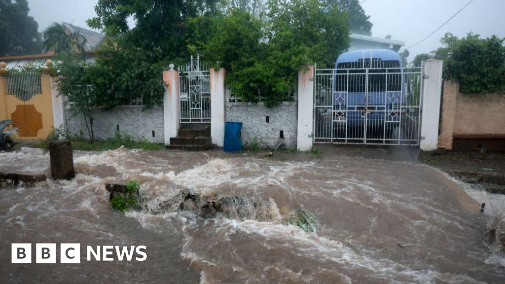Flash floods warning after Hurricane Beryl hits Jamaica