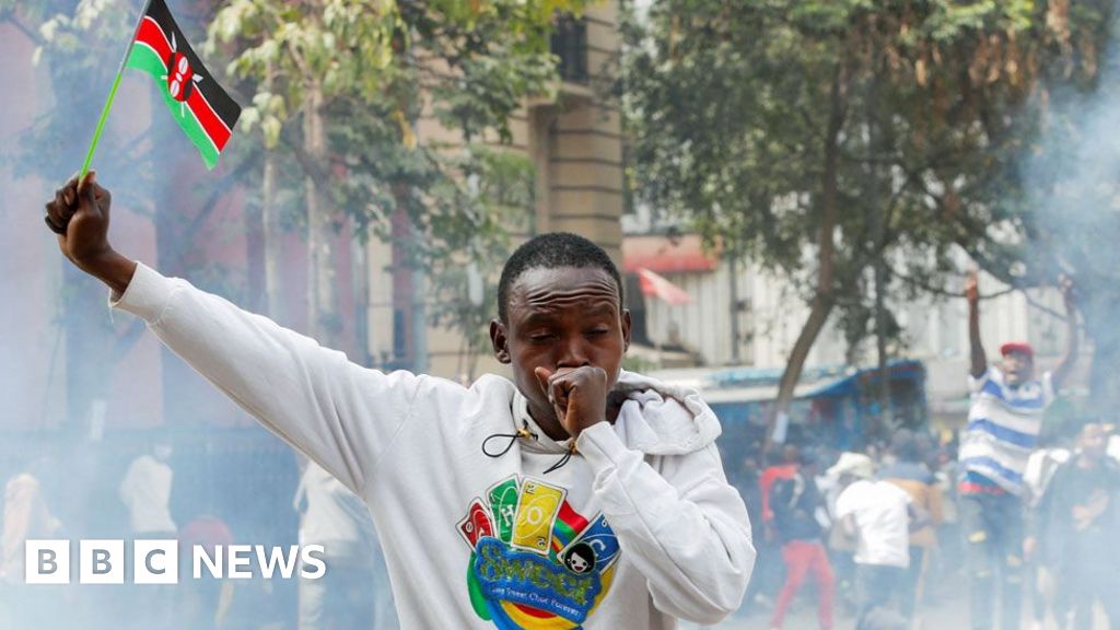 Tear gas fired as justice demanded for those killed by police